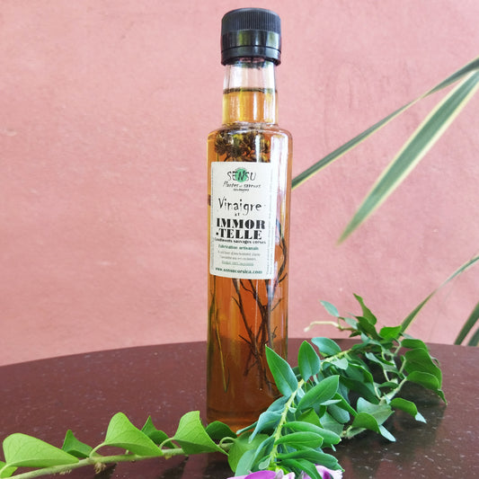 Immortelle vinegar